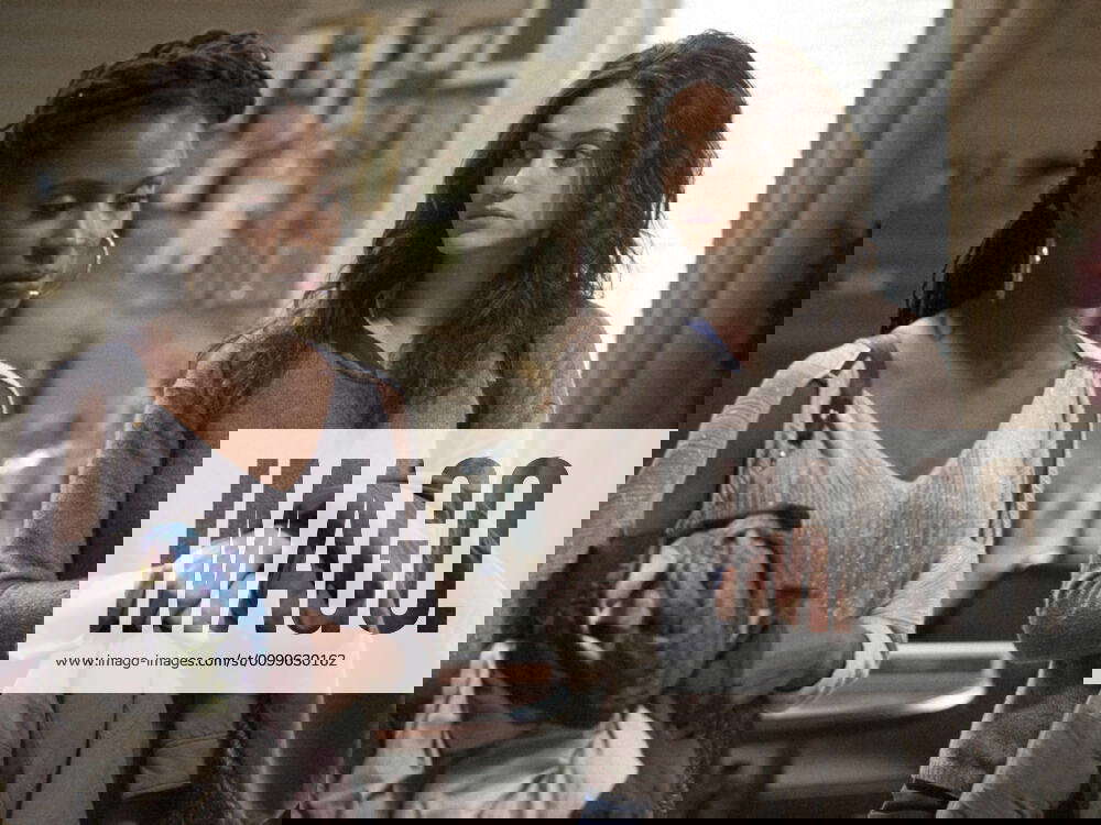 SHAMELESS, lr Shanola Hampton, Emmy Rossum in Requiem for a Slut