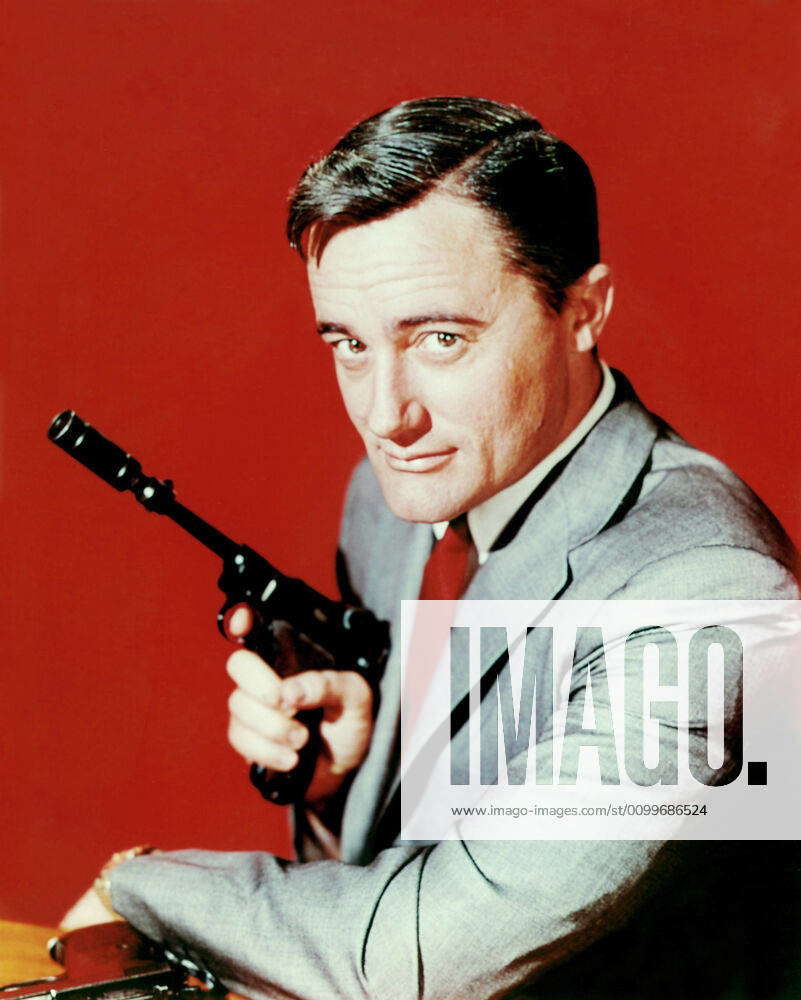 THE MAN FROM U.N.C.L.E., Robert Vaughn, 1964-68. Courtesy Everett ...