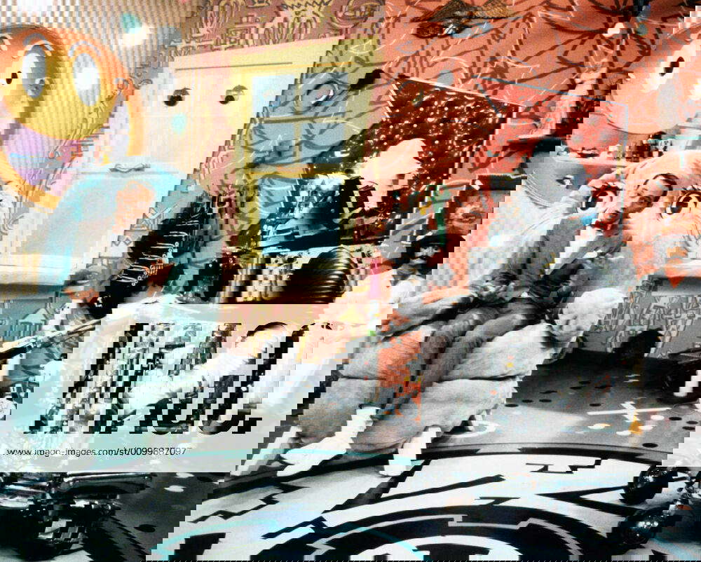 PEE-WEE s PLAYHOUSE, : Chairry, Paul Reubens, Mr. Window, Conky