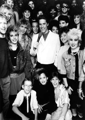 DANCE PARTY USA, host Andy Gury (center), (1986-1992), © USA