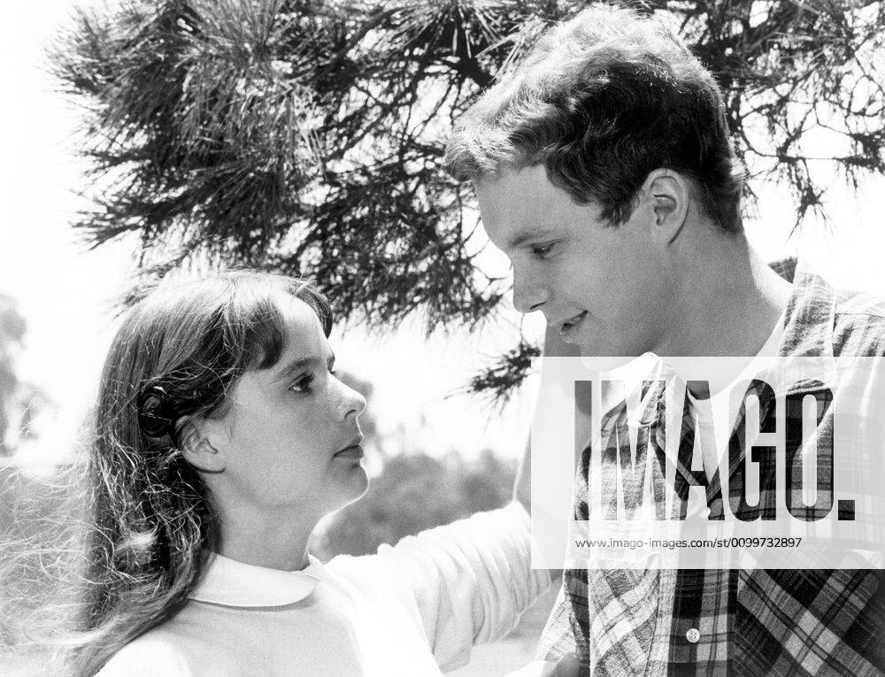 SONS AND DAUGHTERS, from left: Glynnis O Connor, Gary Frank in The ...