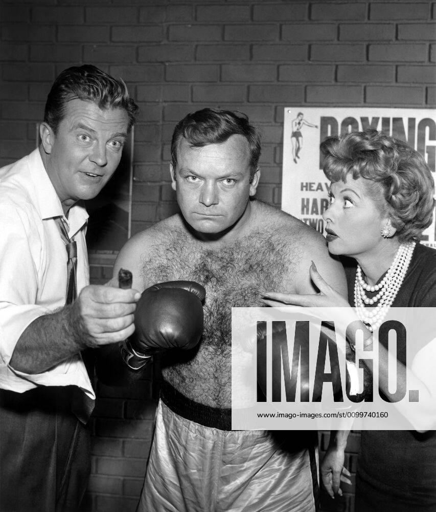 WESTINGHOUSE DESILU PLAYHOUSE, from left: William Lundigan, Aldo Ray ...