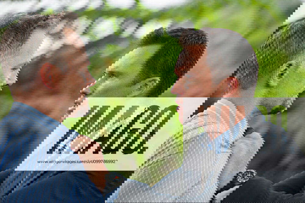 BURN NOTICE, lr David Meunier, Jeffrey Donovan in Bitter Pill (Season 7, Episode 9, aired August