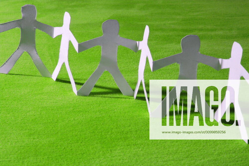 Teamwork of paper team paper people doing teamwork in their business Y