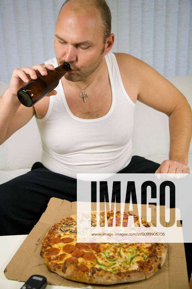 fat dude eating pizza