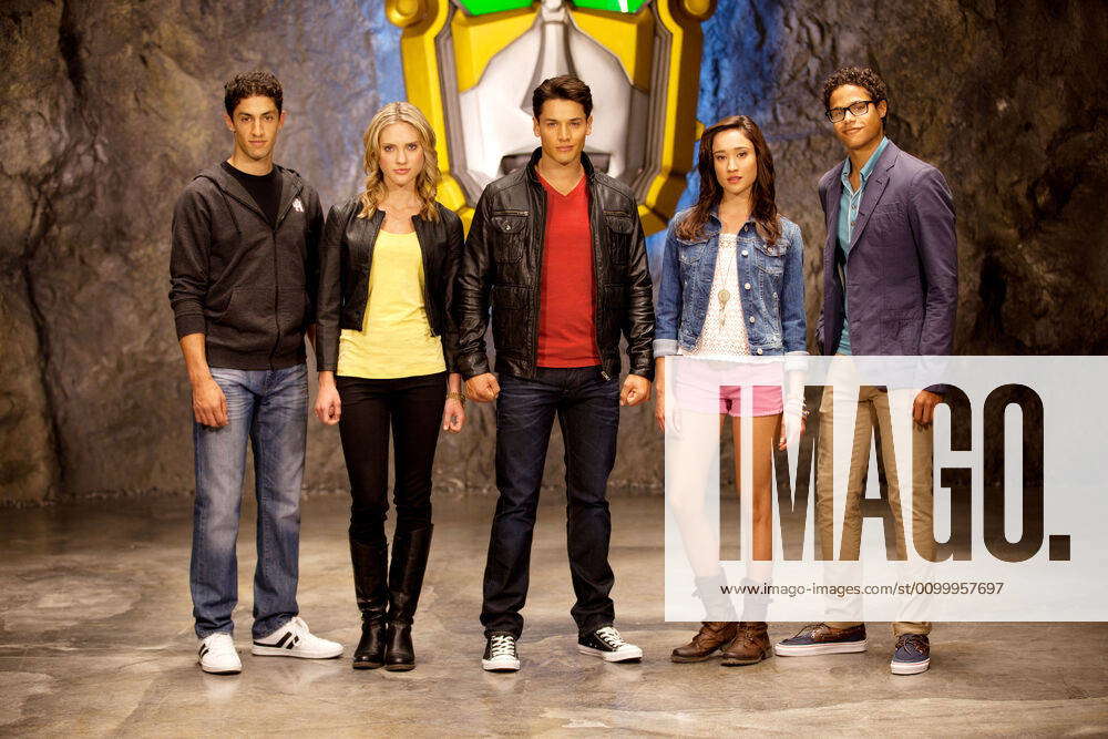 Power Rangers Megaforce Azim Azim Rizk, Ciara Hanna, Gia Moran, Power