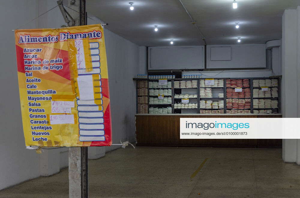 A store shop that sells only basic food products in Caracas, such as