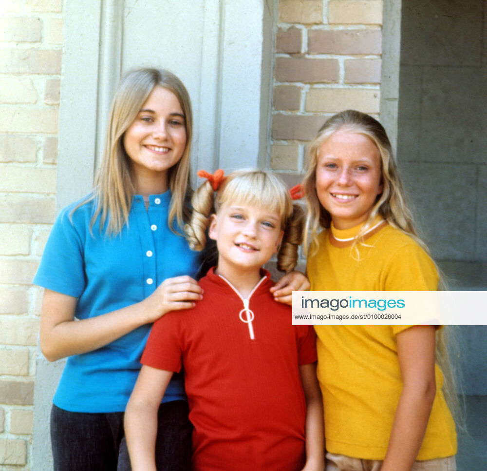 Brady Bunch Maureen Mccormick Susan Olsen Eve Plumb 1969 1974 Courtesy Everett Collection 5852