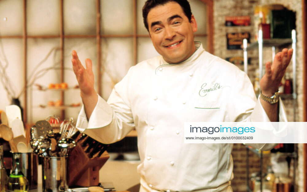 EMERIL LIVE, Emeril Lagasse, 1998-08. Food Network Courtesy: Everett ...