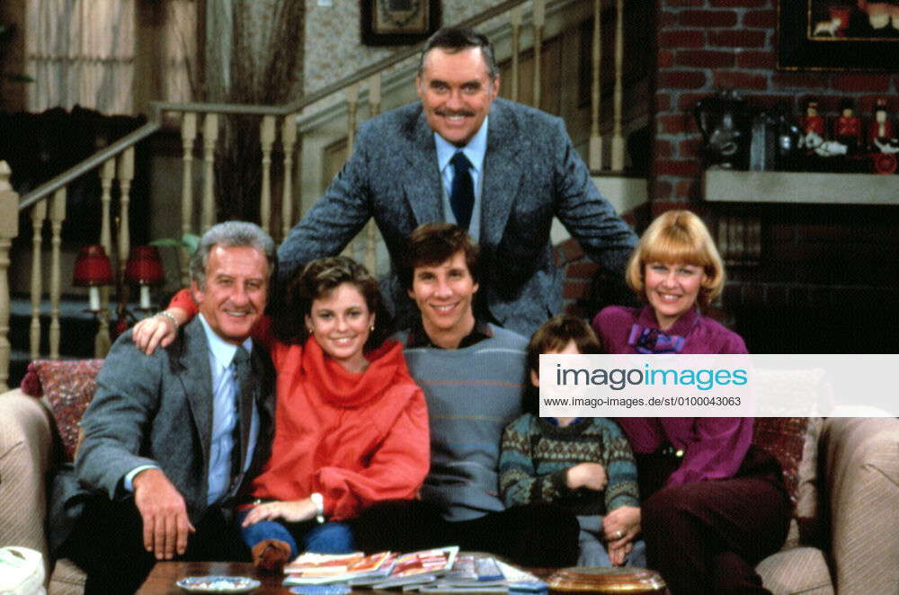 MR. BELVEDERE, Bob Uecker, Tracy Wells, Christopher Hewett, Ilene Graff,  Rob Stone, Brice Beckham, 1985-90, TM and Copyright © Stock Photo - Alamy