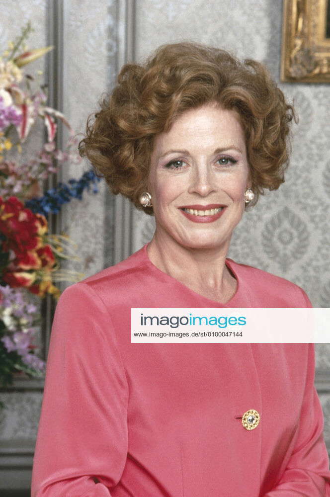 THE POWERS THAT BE, Holland Taylor, 1992-1993, NBC courtesy Everett ...