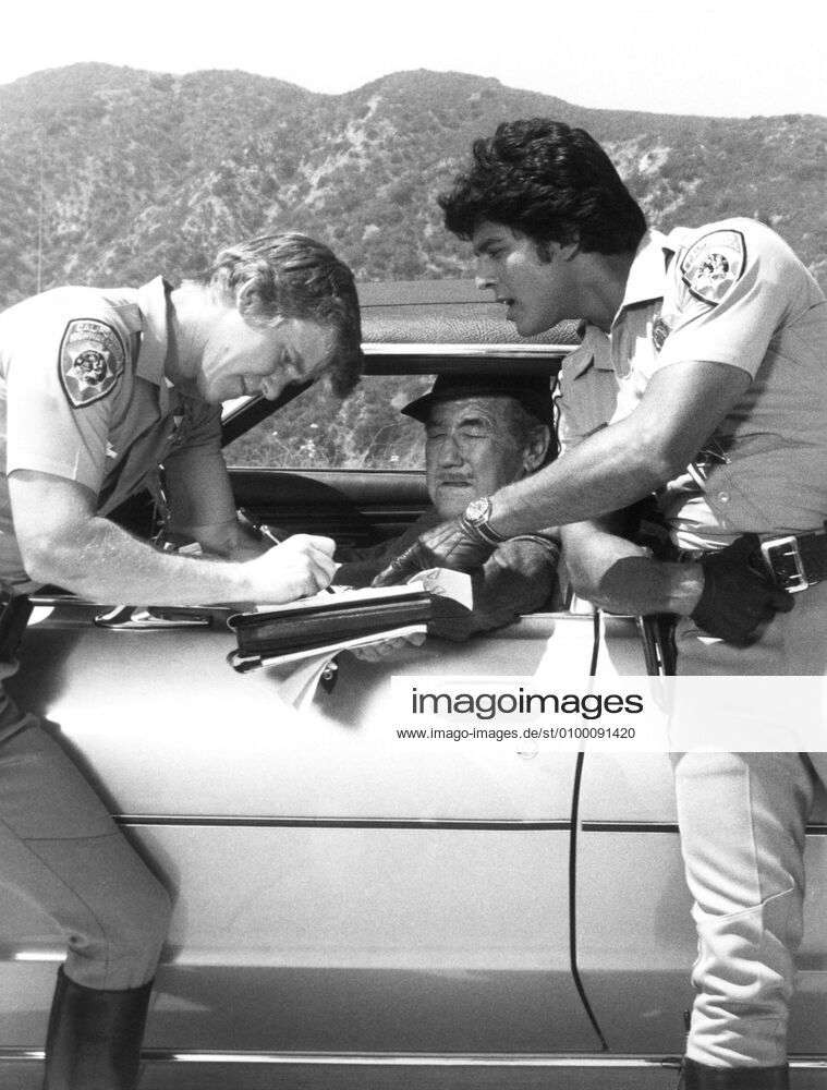 CHIPS, from left Larry Wilcox, Broderick Crawford, Erik Estrada in Hustle (Season 1, Episode