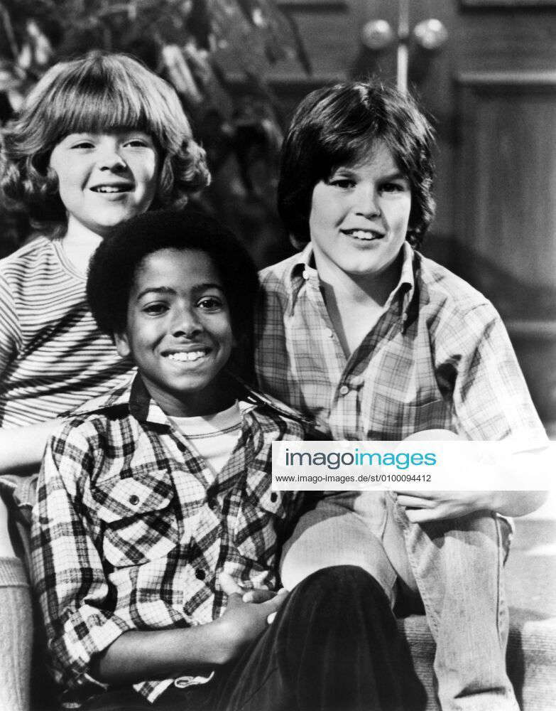 FRIENDS, (from left): Jill Whelan, Jarrod Johnson, Charles Aiken, 1979 ...