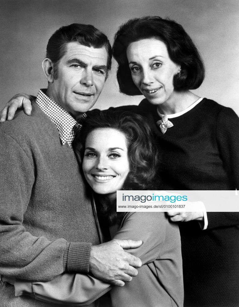 THE NEW ANDY GRIFFITH SHOW, from left: Andy Griffith, Lee Meriwether ...