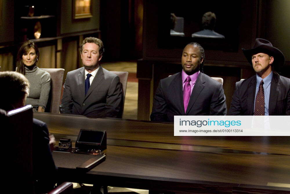 THE CELEBRITY APPRENTICE, Donald Trump (back turned), Carol Alt, Piers Lennox Lewis, Trace