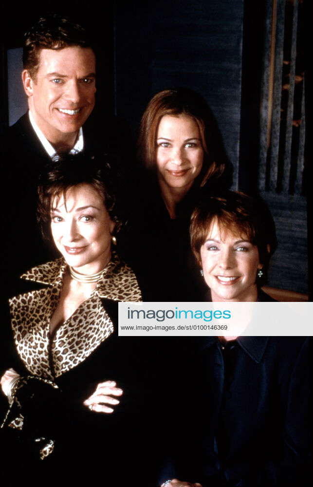 FAMILY LAW, Christopher McDonald, Dixie Carter, Julie Warner, Kathleen ...