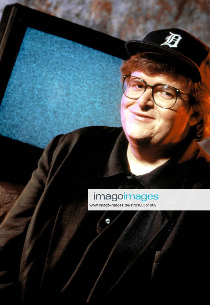 TV NATION Michael Moore 1994 95 Dog Eat Dog Films Courtesy Everett tv-nation-michael-moore-1994-95-dog-eat-dog-films-courtesy-everett