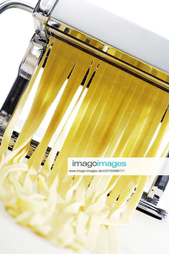 pasta,tagliatelle,pasta,pasta machine