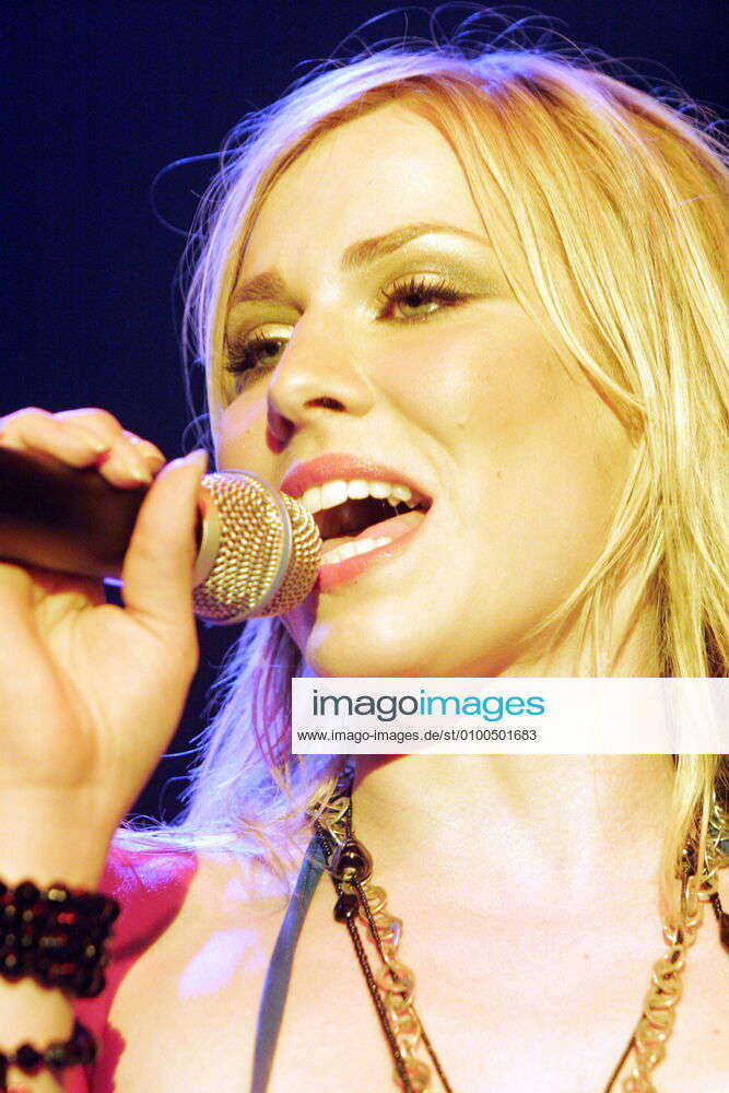 48 Concert Natasha Bedingfield, singer, in the Berlin Kulturbrauerei