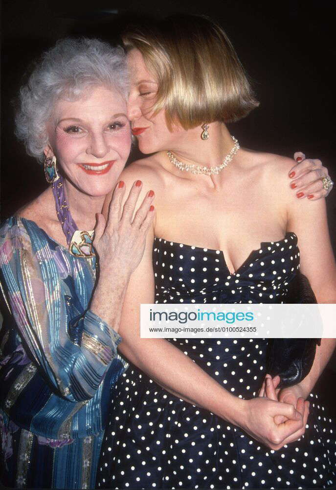 Mary Martin and granddaughter Heidi Hagman in, 1982. Photo By Adam