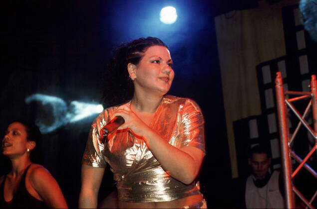 27 Metrobeat 97 Aziza A, rapper, German Turkish belly dance rap, rap ...