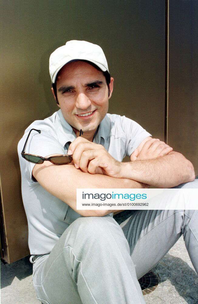 27 Porträt: Rafet el Roman, türkischer Sänger, Schauspieler, Popstar ...