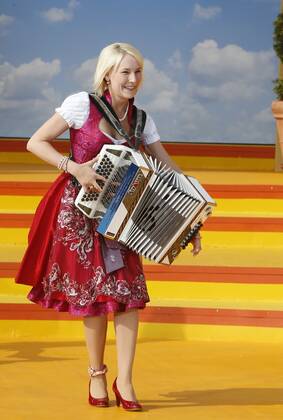 1108 Corinna Zollner Rehearsal for the ARD television live ...