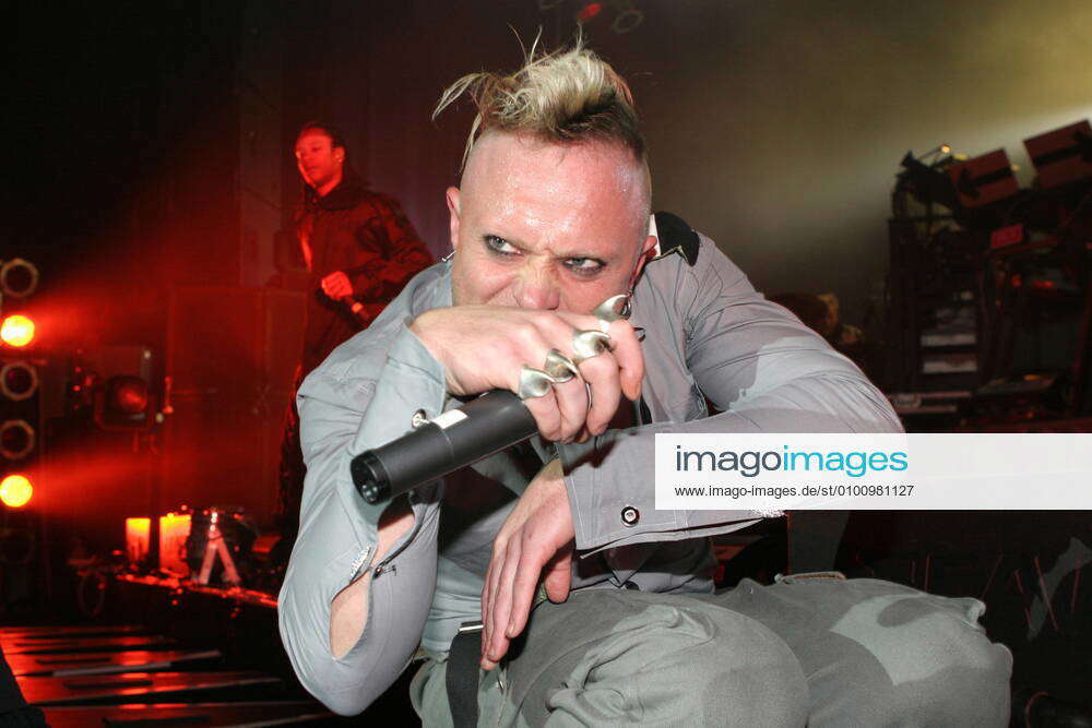 76 Concert The Prodigy, singer Keith Flint, in Berlin Columbiahalle, singer aka Firestarter