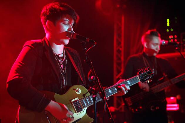 79 Concert The xx, at Berlin Lido, singer and guitarist Romy Madley ...