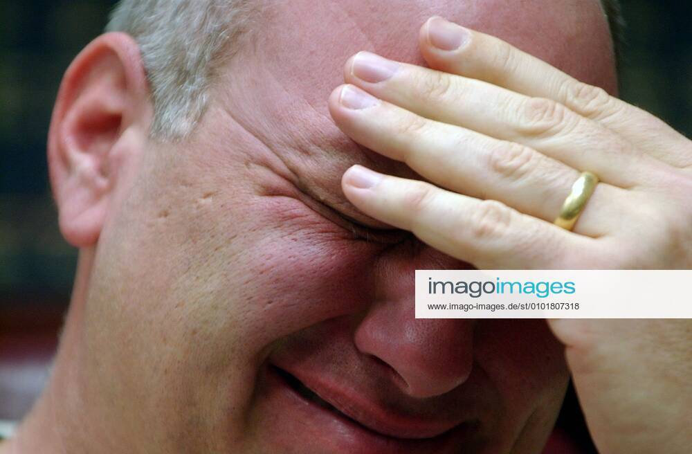 June 22, 2006, Michigan, MI, USA Story Mark Unger talks to the