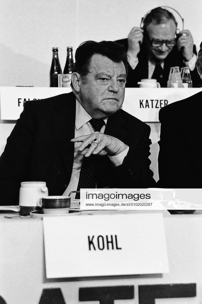 3 Congress of the EPP in the 80s The picture shows the politician Franz ...