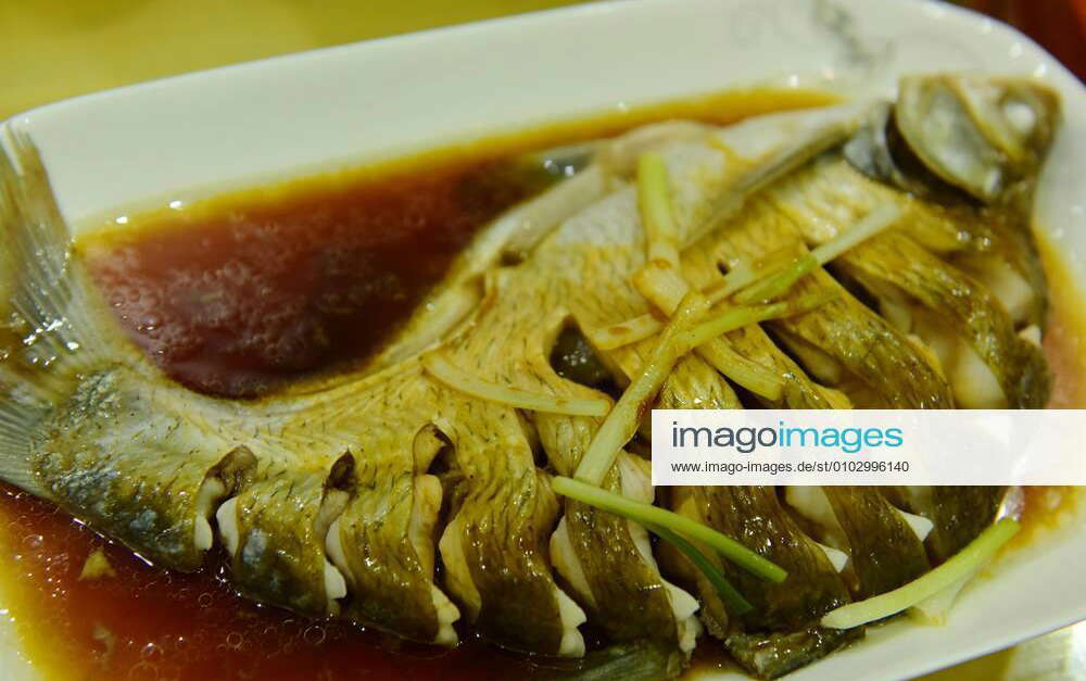 Steamed Wuchang fish