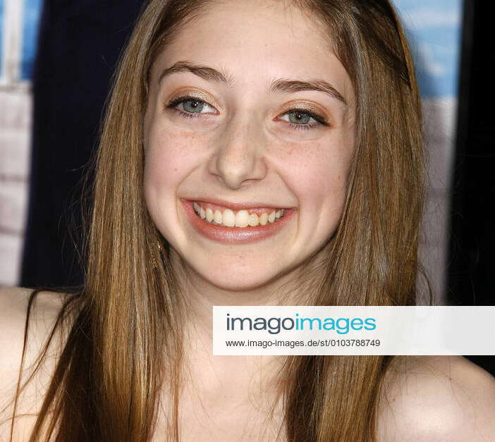 Allie Stamler Actress Role Models, World Premiere Westwood, CA, USA 22