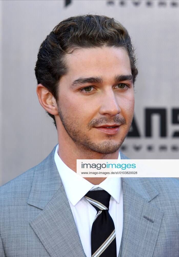 Shia Labeouf Actor Transformers Revenge Of The Fallen, Los Angeles Premiere Mann Village Theater
