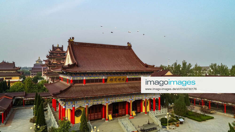 Autumn scenery of Jinshan Temple, Qingyun County, Dezhou City, Shandong ...