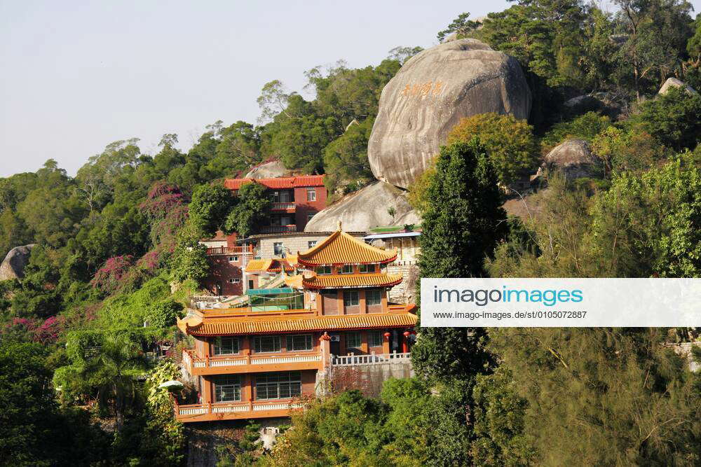 Scenery of Wanshi Mountain in Xiamen