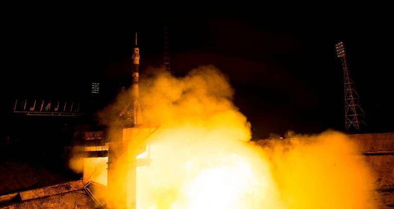 The Soyuz TMA-13M rocket is launched with Expedition 40 Soyuz Commander ...