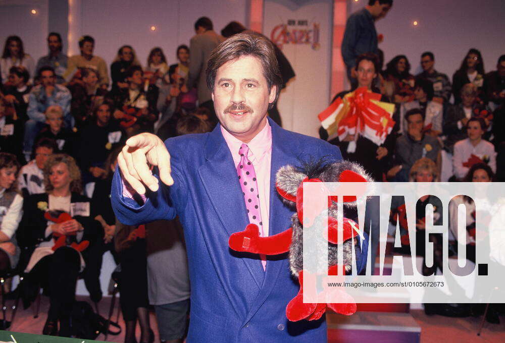 Presenter Joerg Draeger with Zonk at the game show Geh aufs Ganze am