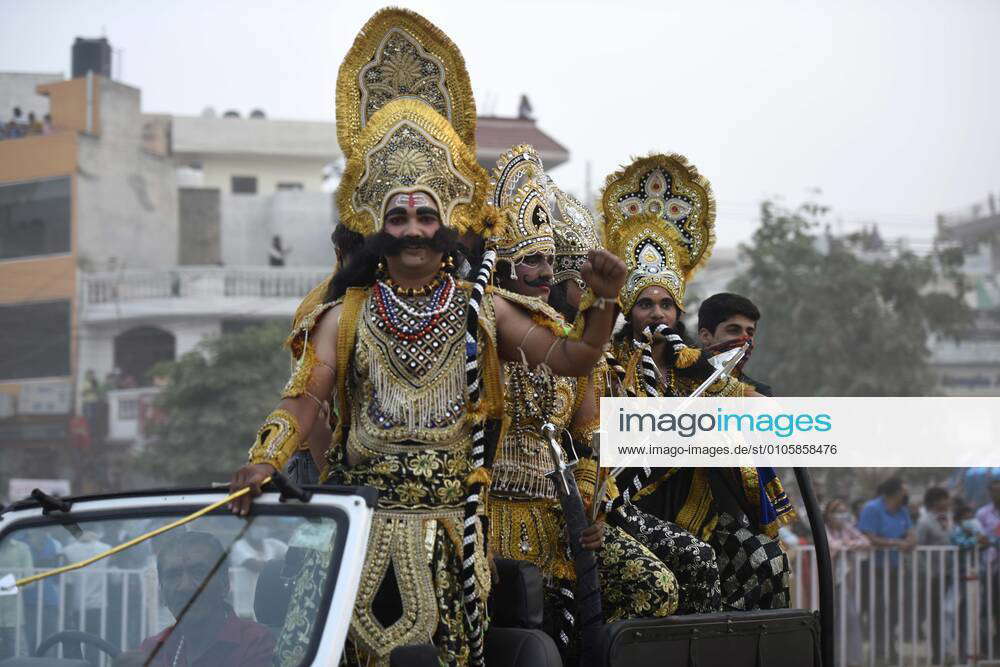 GURUGRAM, INDIA OCTOBER 25: Artists in costume as Ravana, Meghnad, and ...