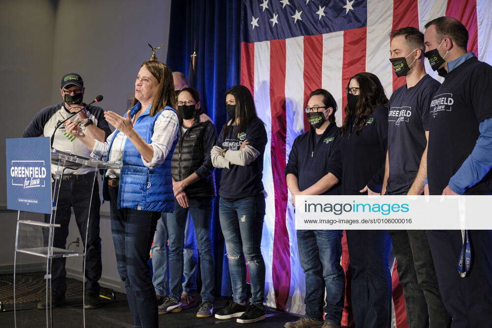 November 3, 2020, Des Moines, Iowa, U.S Surrounded by family, THERESA