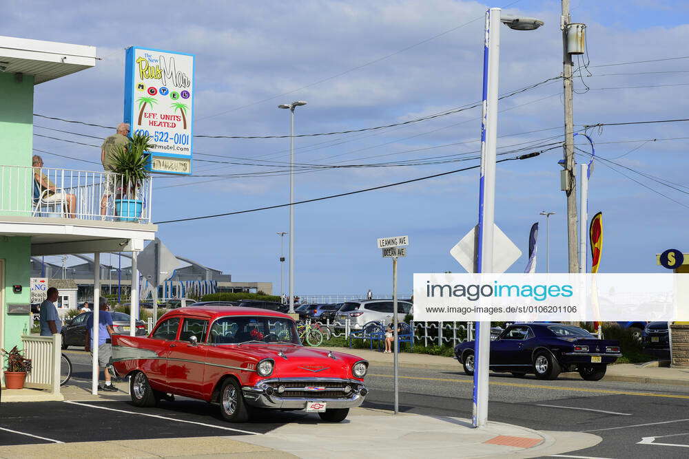 USA, New Jersey, classic cars USA, New Jersey, Wildwood, parade of classic cars, GM General Motors