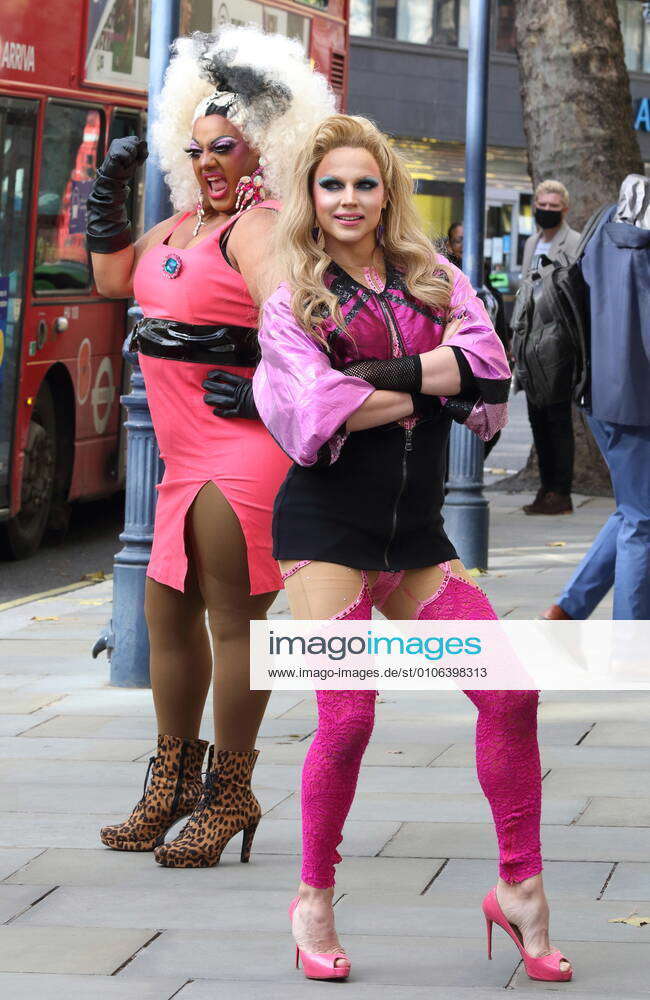 Death Drop A Dragatha Christie Murder Mystery Press Preview Photocall At London S Garrick Theatre