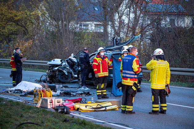 Metzingen Accident B312, Serious Traffic Accident, Several Vehicles ...