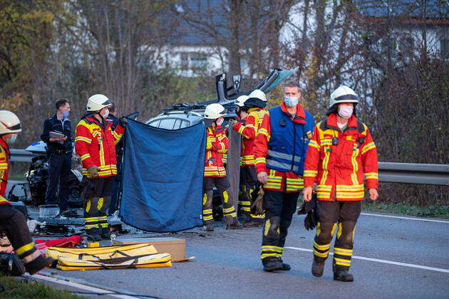 Metzingen Accident B312, Serious Traffic Accident, Several Vehicles ...