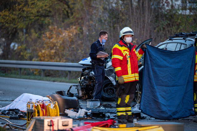 Metzingen Accident B312, Serious Traffic Accident, Several Vehicles ...