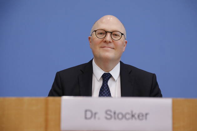 Dr Georg Stocker, Chairman of the Board of Management of DekaBank ...