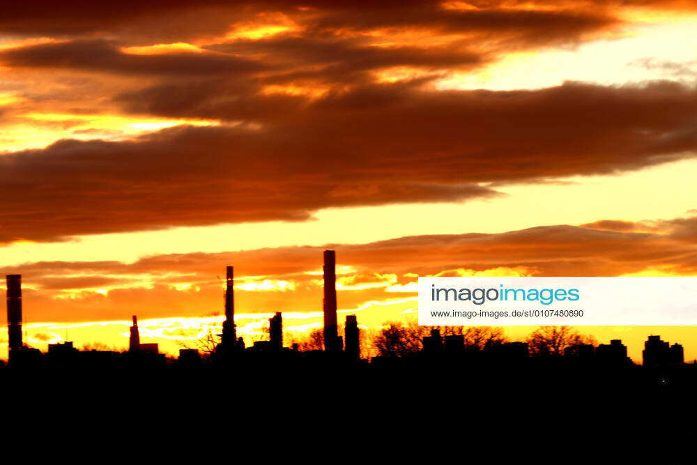 december-5-2020-new-york-city-new-york-us-sunset-viewed-across-the