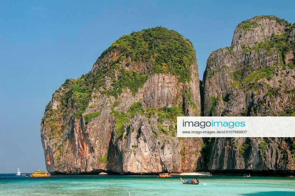 Maya Bay surrounded by limestone cliffs on Phi Phi Leh Island, Krabi ...