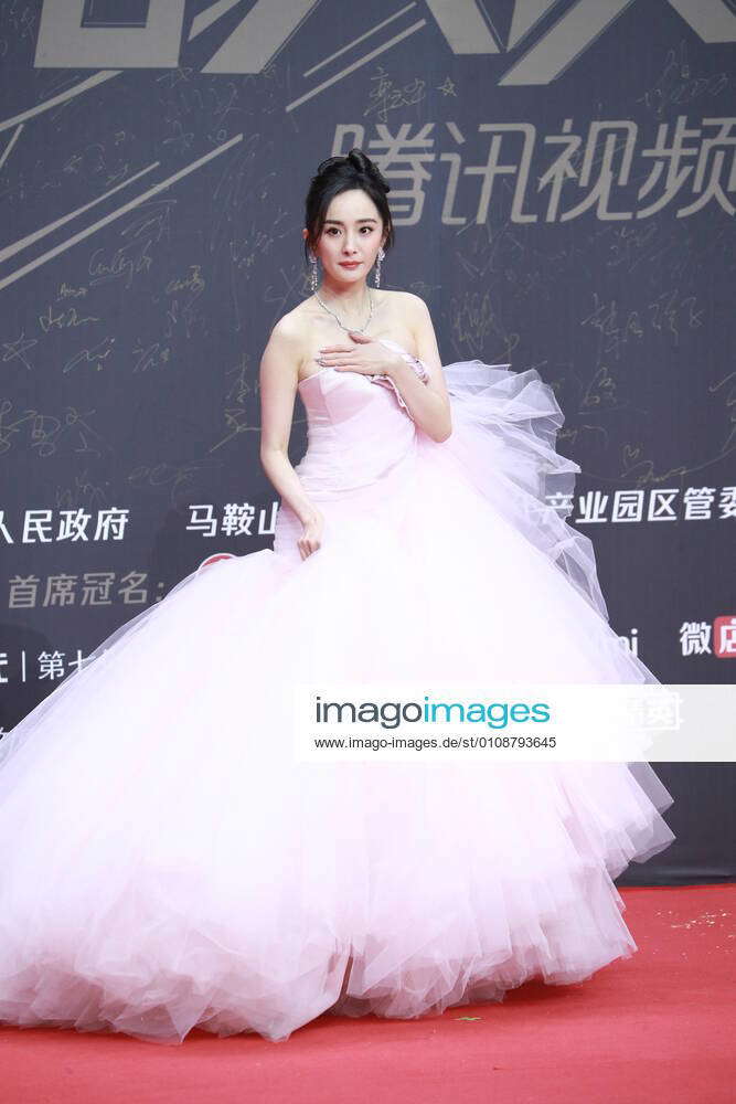 red carpet dresses china