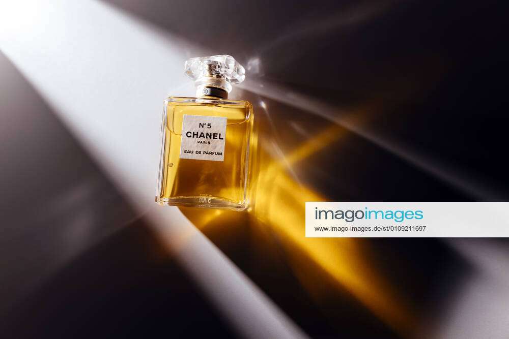 Chanel No 5 Eau de Cologne Chanel perfume - a fragrance for women